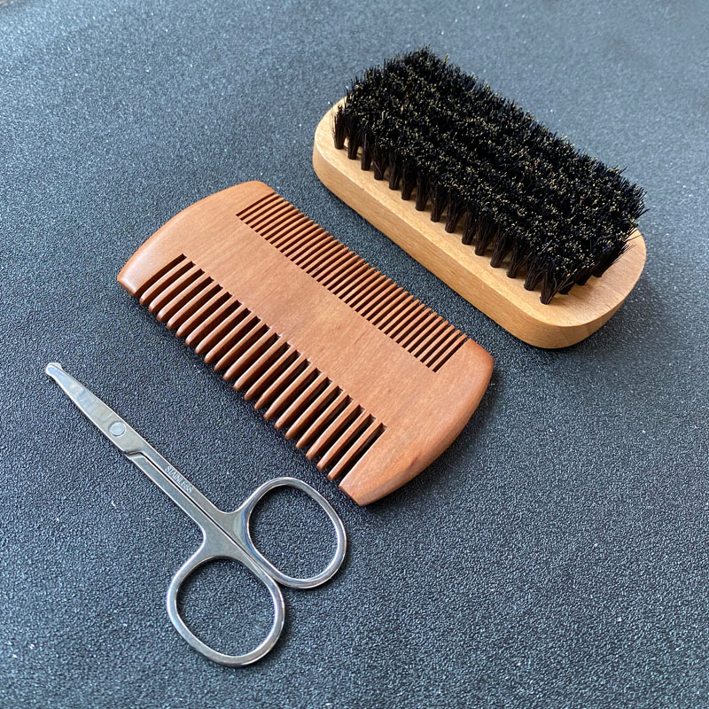 メンズひげグルーミングセット、ひげブラシ、毛素材、ひげ用くし - Men'S Grooming Bag のレビューと価格
